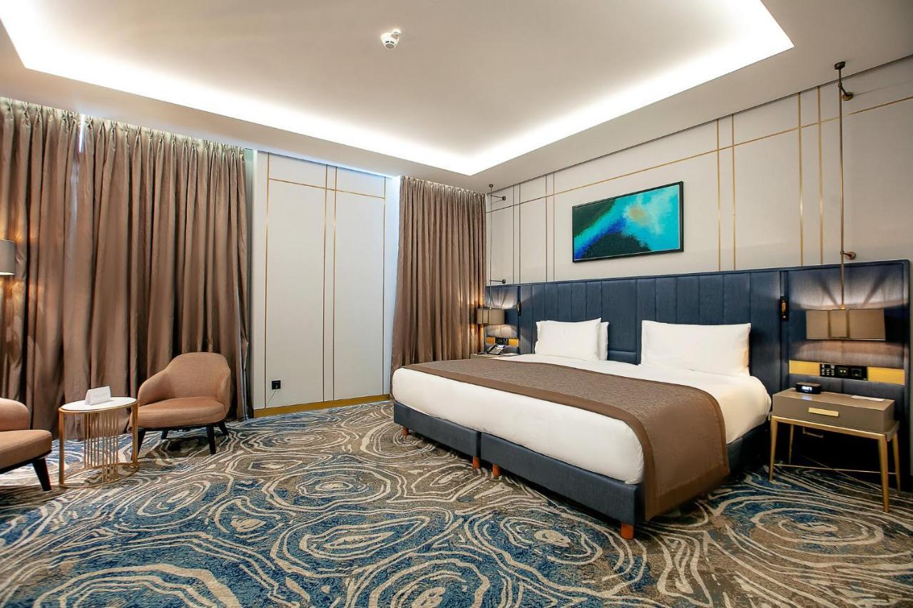 מלון Intercontinental Baku By Ihg מראה חיצוני תמונה Deluxe Room