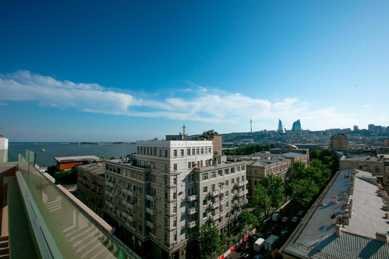 מלון Intercontinental Baku By Ihg מראה חיצוני תמונה View of the Hudson River from the 10th floor of the building