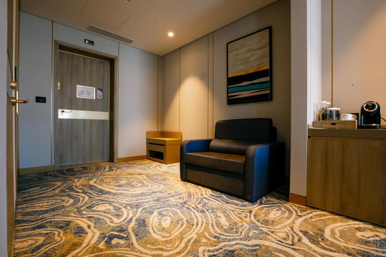 מלון Intercontinental Baku By Ihg מראה חיצוני תמונה Carpet in a hotel room